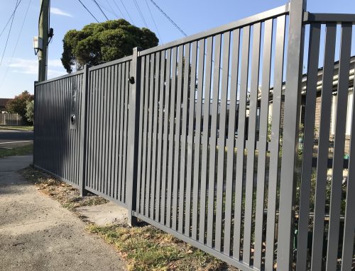 Aluminium slat fencing & Driveway Gates Melbourne